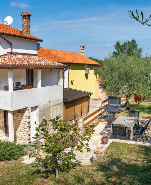 Apartments With Parking Space Gornji Picudo, Umag - 22354 Gornji Picudo