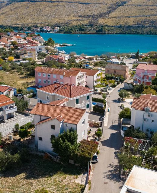 Apartments With Parking Space Grebaštica, Šibenik - 24821 Grebaštica