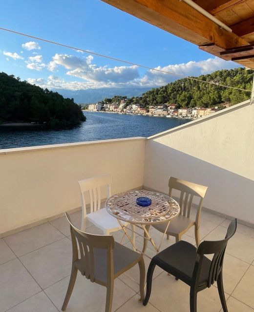 Apartments With WiFi Novigrad - 24906
