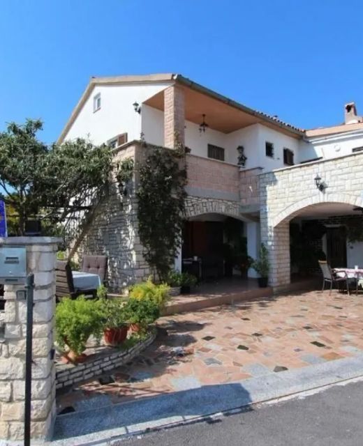 Apartments With Parking Space Rovinj - 24972