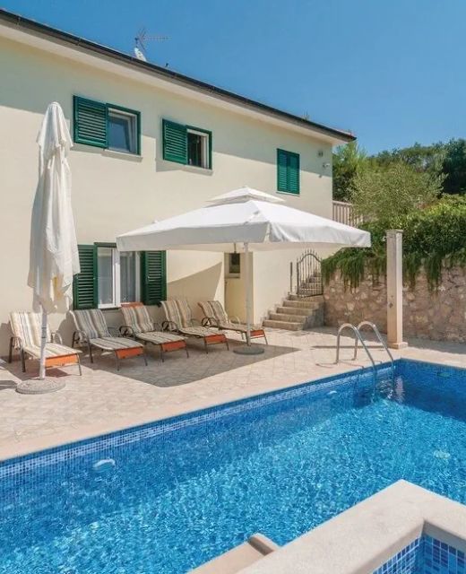 Family Friendly House With A Swimming Pool Splitska, Brač - 25269 Splitska