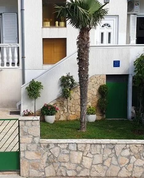 Apartments With Parking Space Vodice - 25282