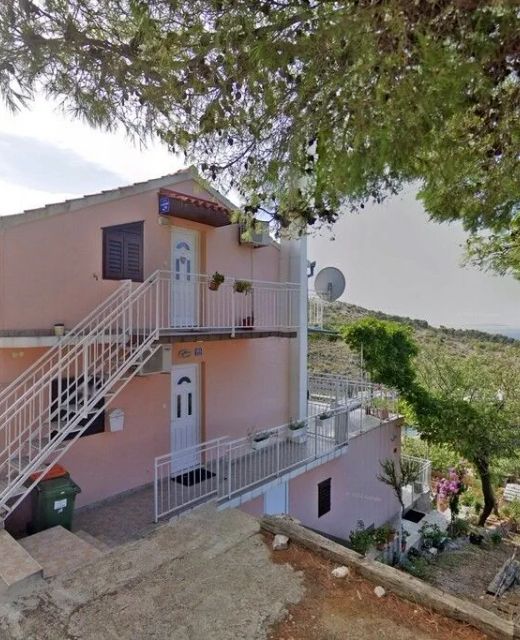 Apartments With Parking Space Bilo, Primošten - 25283 Bilo