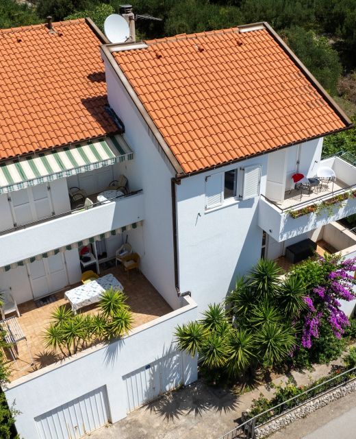 Apartments With Parking Space Igrane, Makarska - 25288 Igrane