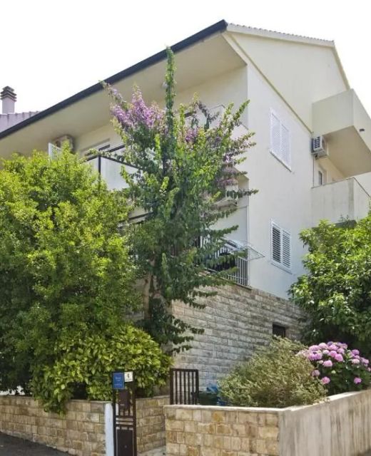 Apartments With WiFi Hvar - 25301