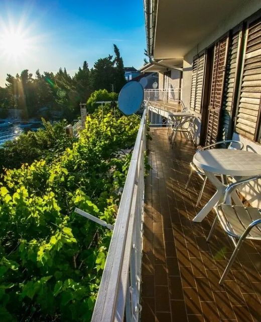 Apartments By The Sea Starigrad, Paklenica - 25355 Starigrad