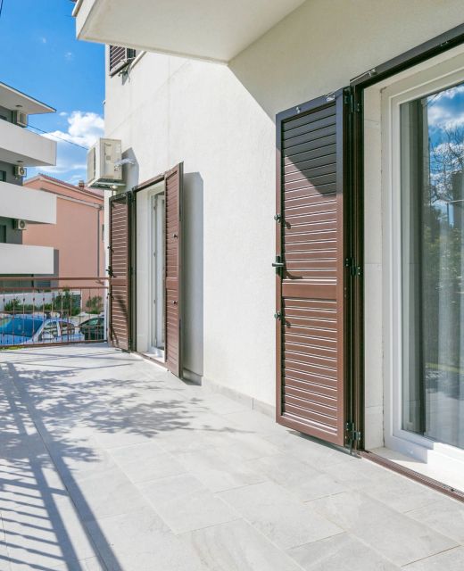 Apartments With Parking Space Solin, Split - 25393 Solin