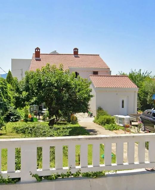 Apartments With Parking Space Zadar - 25404