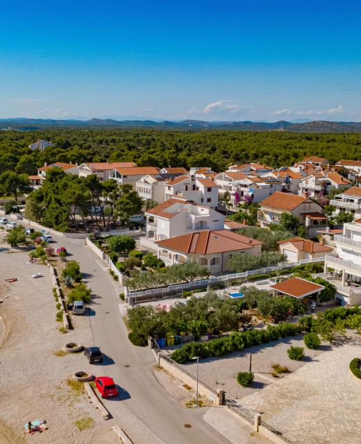Apartments By The Sea Zablaće, Šibenik - 25436 Zablaće