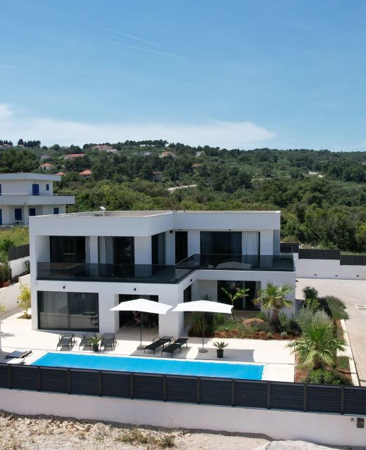 Family Friendly House With A Swimming Pool Rogač, Šolta - 25444 Rogač