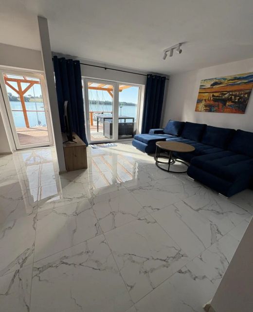 Apartamenty rzut beretem Ryn