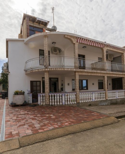 Apartments Maky Supetarska Draga