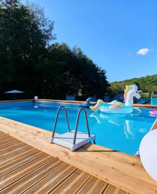 Turkusowa Osada - family resort - domki, basen, balia pod Międzyzdrojami
