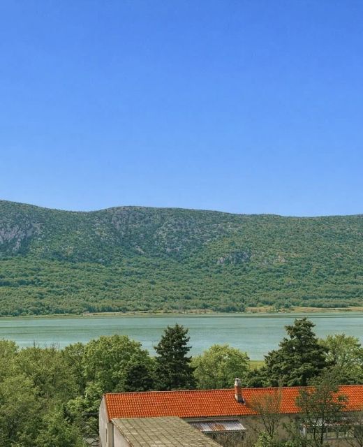 Apartments Nevistic lake view Tribalj