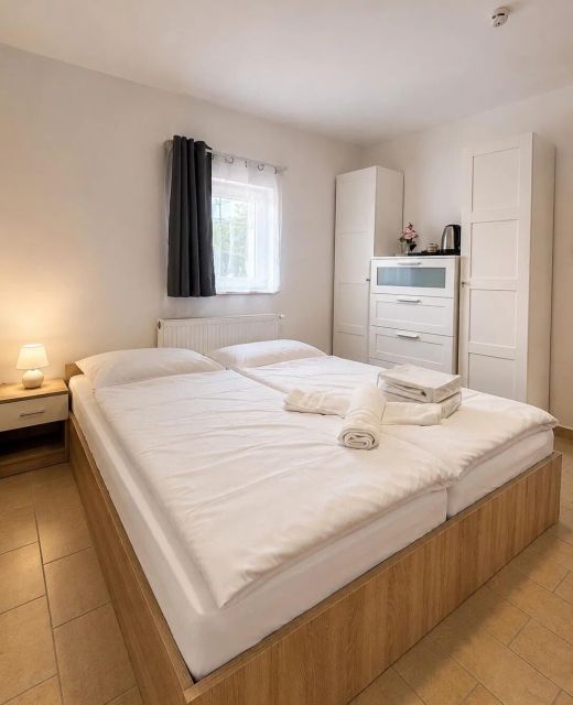 Silver Airport Parking & Apartments Vecsés