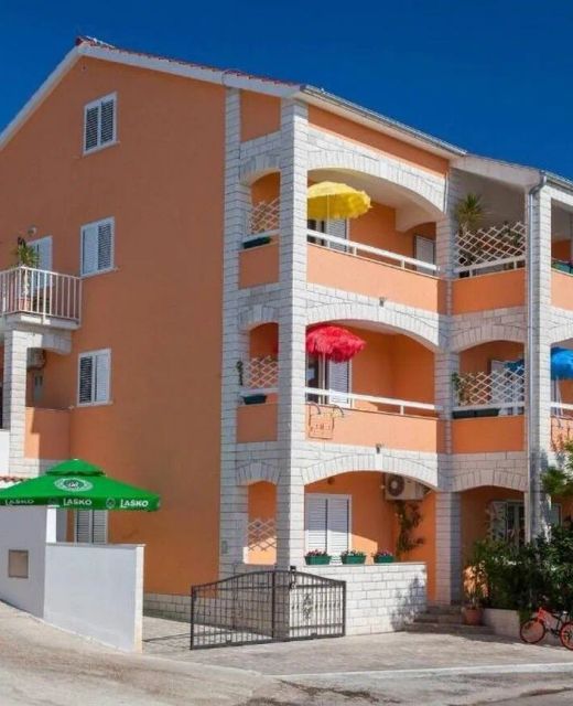 Apartments With Hot Tub Hvar - 21877