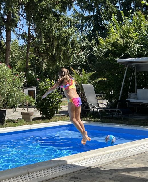 Pool & Chill Balaton Medencés Apartmanház Balatonvilágos