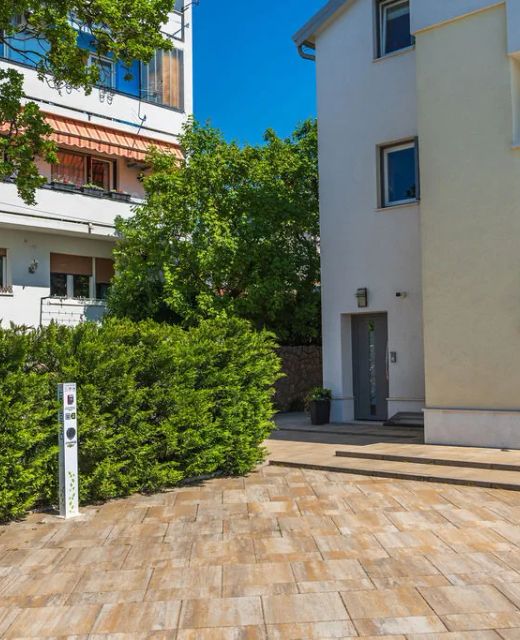Apartments Barbara Kraljevica