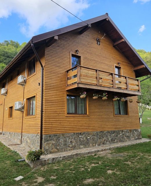 Cabana La Podu Săliște