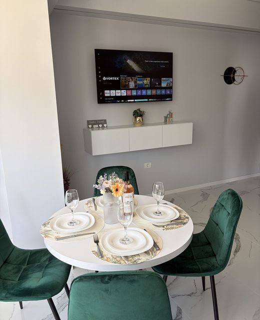 Elysium SeaView - Mamaia Building Resort II