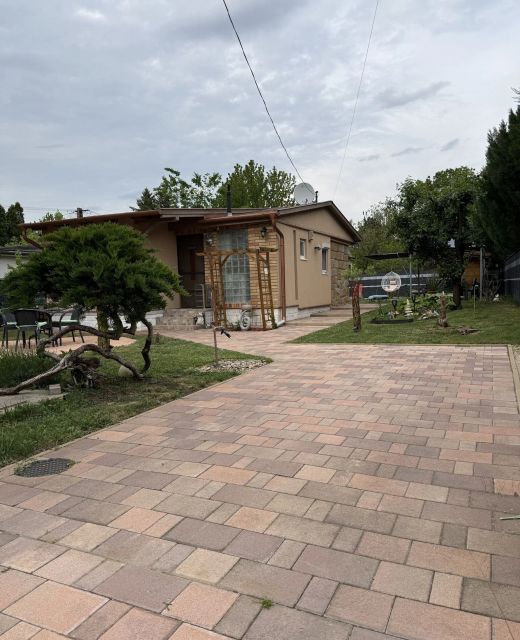 Relax Island Apartman Gárdony