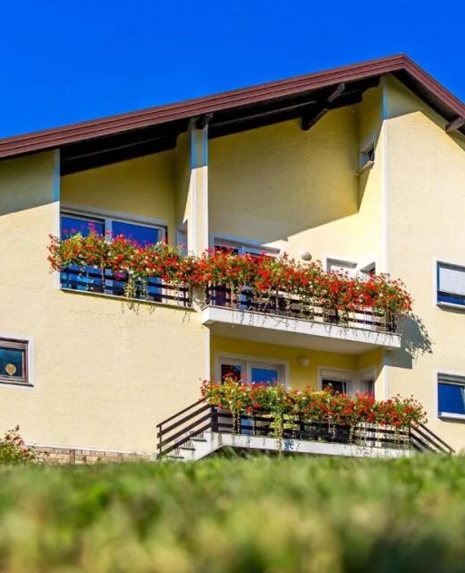 Apartments With Parking Space Grabovac, Plitvice - 24968 Grabovac