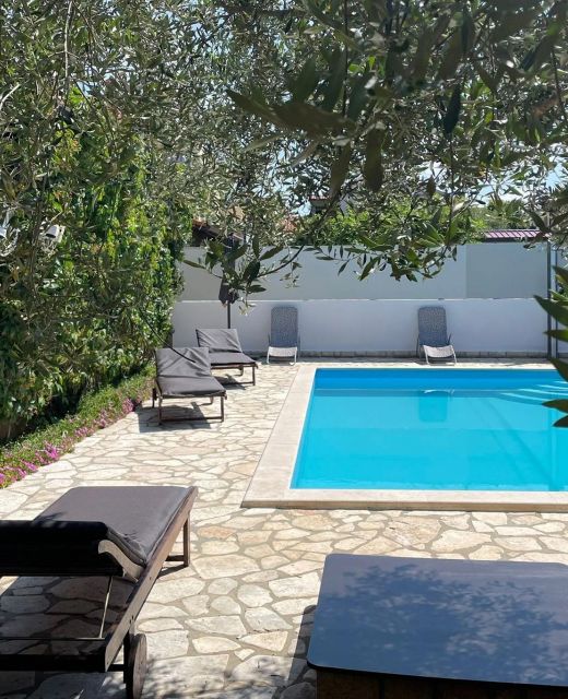 Family-friendly Apartments With Swimming Pool Novigrad - 25170