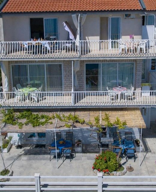 Apartments With Parking Space Podgora, Makarska - 25507 Podgora