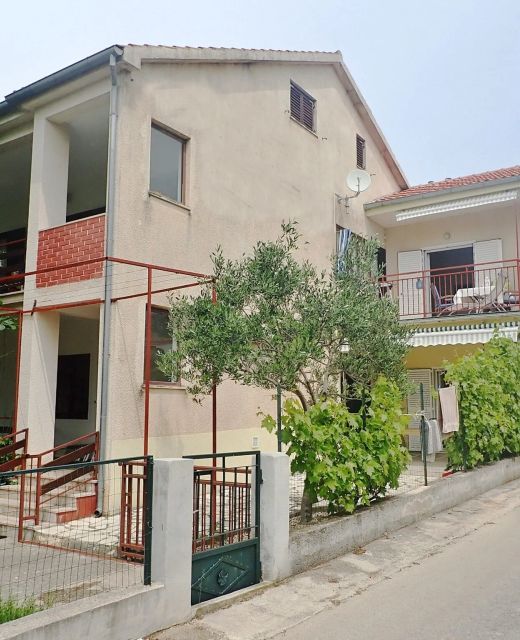 Apartments With Parking Space Starigrad, Paklenica - 25510 Starigrad