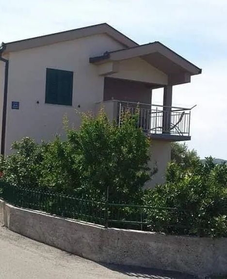 Apartments With Parking Space Zečevo Rtić, Rogoznica - 25680 Zečevo Rtić