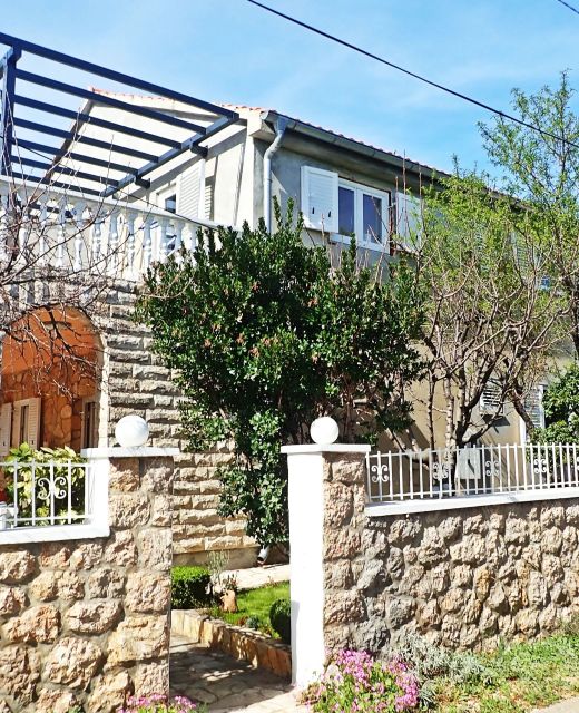 Apartments With Parking Space Seline, Paklenica - 25831 Seline