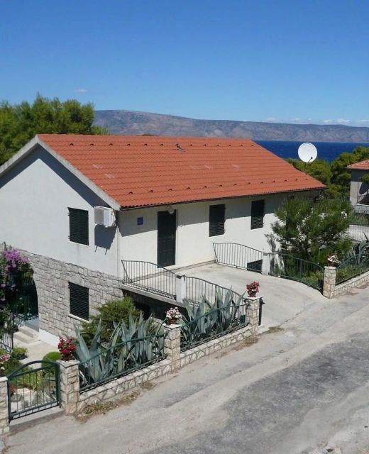 Apartments By The Sea Jelsa, Hvar - 25835 Jelsa