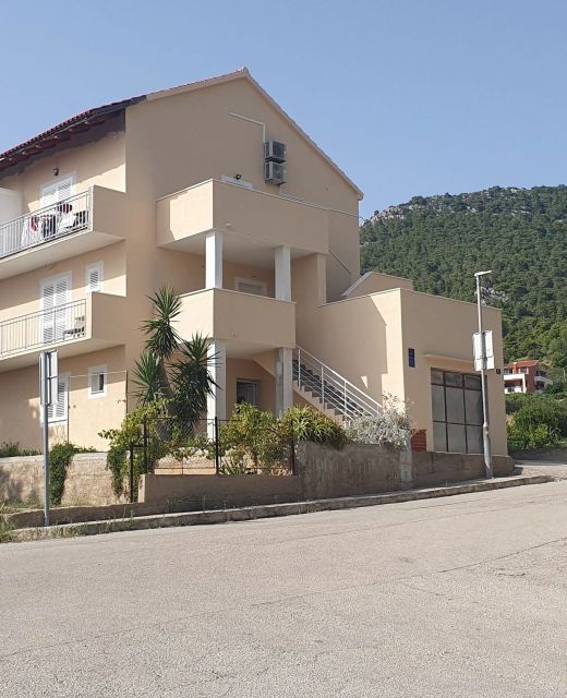 Apartments With WiFi Komiža, Vis - 25962 Komiža