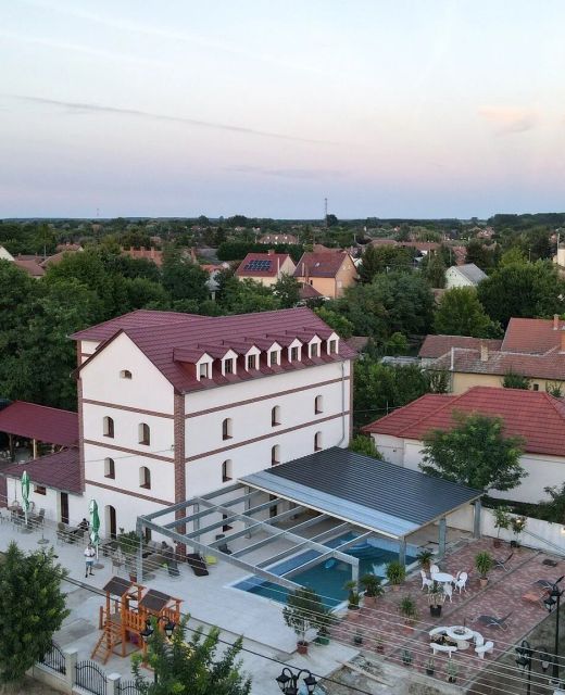 Villa Oliver Abádszalók