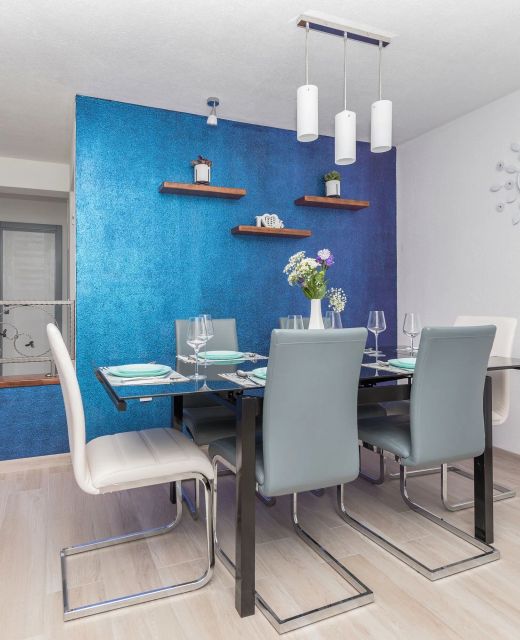 Apartments With Parking Space Makarska - 18337