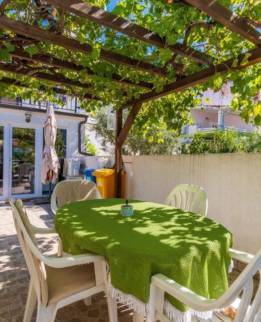 Apartment D and D Punat