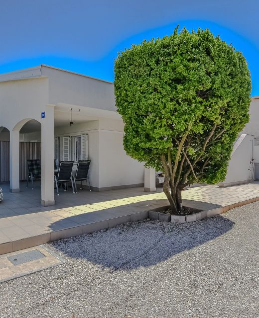 Family Friendly Seaside Apartments Vir - 26984