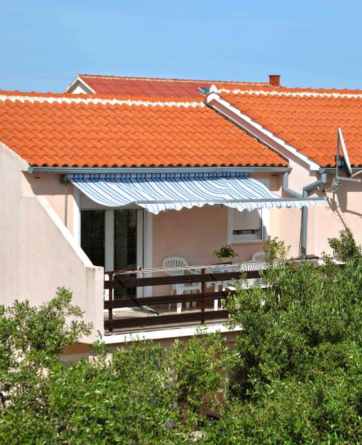 Apartments With Parking Space Betina, Murter - 25424 Betina