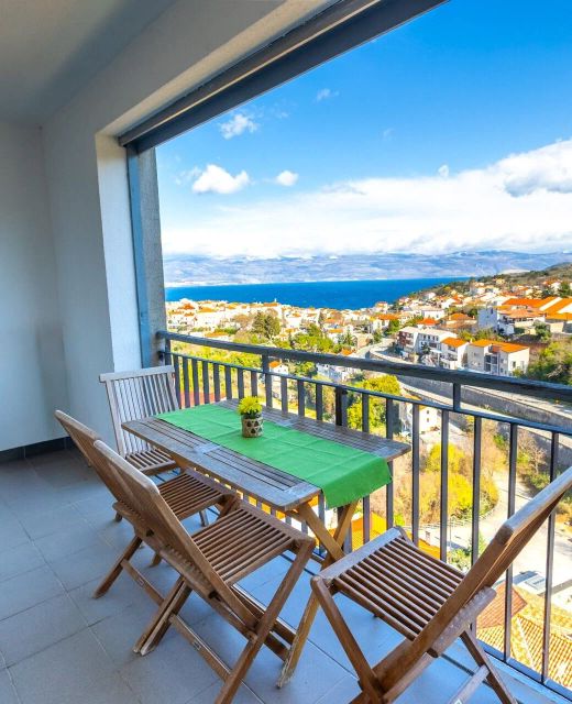 Apartments With WiFi Vrbnik, Krk - 27444 Vrbnik
