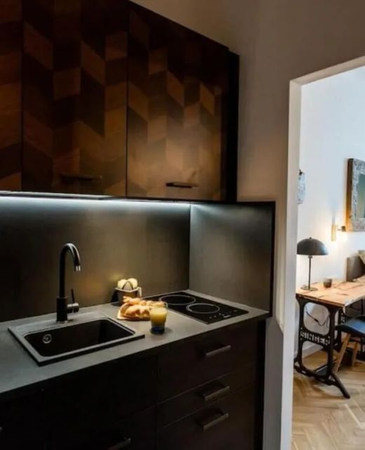 Krucza City Center Apartment by StayFirst Warszawa
