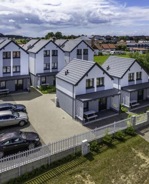 FRAJDA Domki - Apartamenty 6-osobowe - salon i dwie sypialnie oraz Studia 4-osobowe Rewal