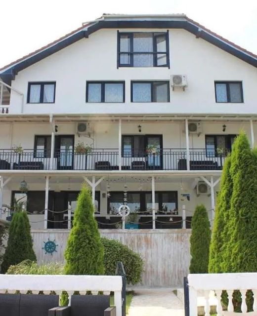 Vila Selina Eşelniţa