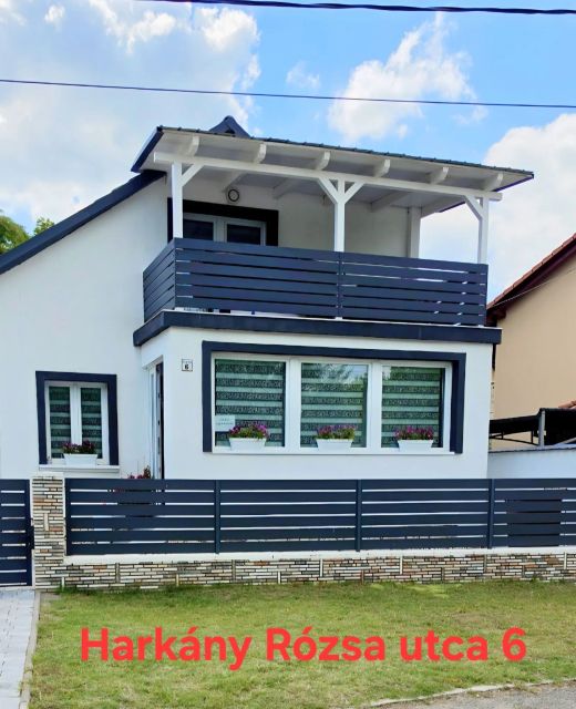 Vártalak Apartmanház Harkány