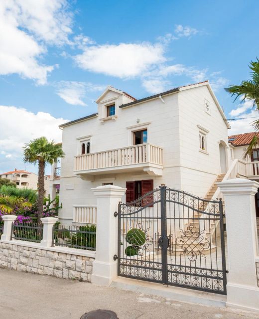 Apartments Sunny Retreat Supetar