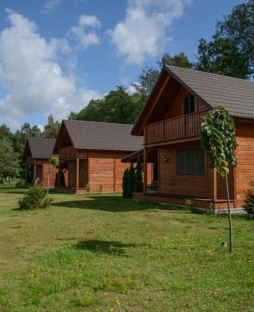 Domki Sosenka 1-5 Średzina