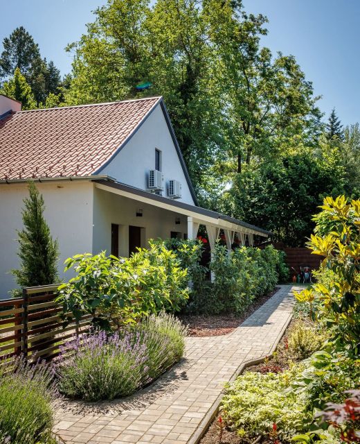 Zier Bisztró&Apartmanok Balatonszemes