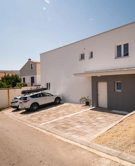 Apartments Family Apartment Antonija Pag