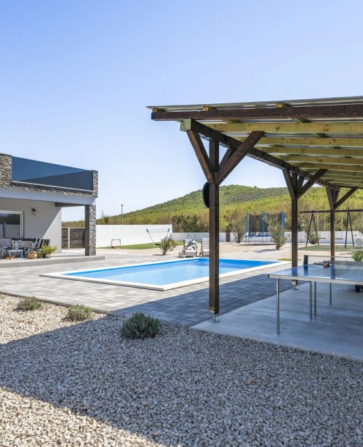 Villa Vuksan Radašinovci