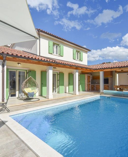 Holiday House With A Swimming Pool Peroj, Fažana - 25972 Peroj