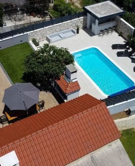 Apartments With Swimming Pool Kaštel Kambelovac, Kaštela - 27472 Kaštel Kambelovac